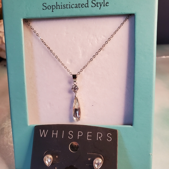 💖 Teardrop silvertone 16" necklace with Whispers  crystal stud earrings - Picture 4 of 6